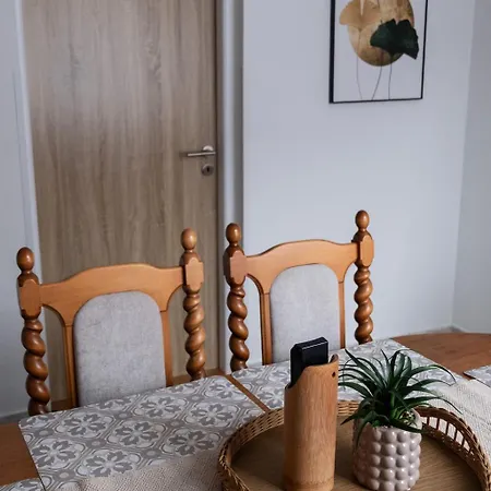 3 Apartment